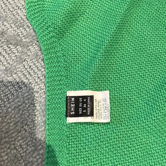 Green Knit Crop Top - Picture 2 of 2